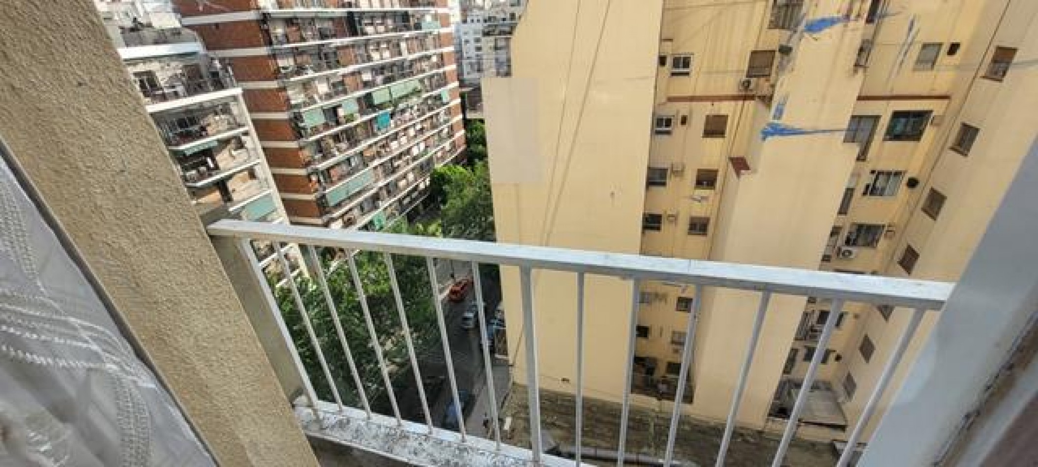Belgrano, 1 Ambiente, lateral, MUY LUMINOSO, vista abierta, con balcon, AMOBLADO