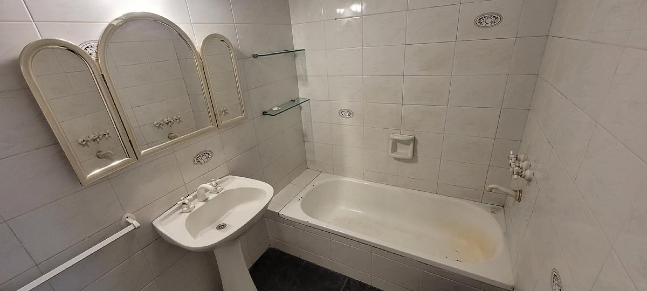 Palermo 2 Ambientes, lateral, excelente ubicacion, muy luminoso. Apto profesional