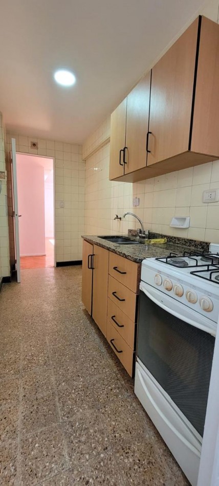 Palermo 2 Ambientes, contrafrente. Muy luminoso. A 1 cuadra Av. Santa Fe y Av. Scalabrini Ortiz.