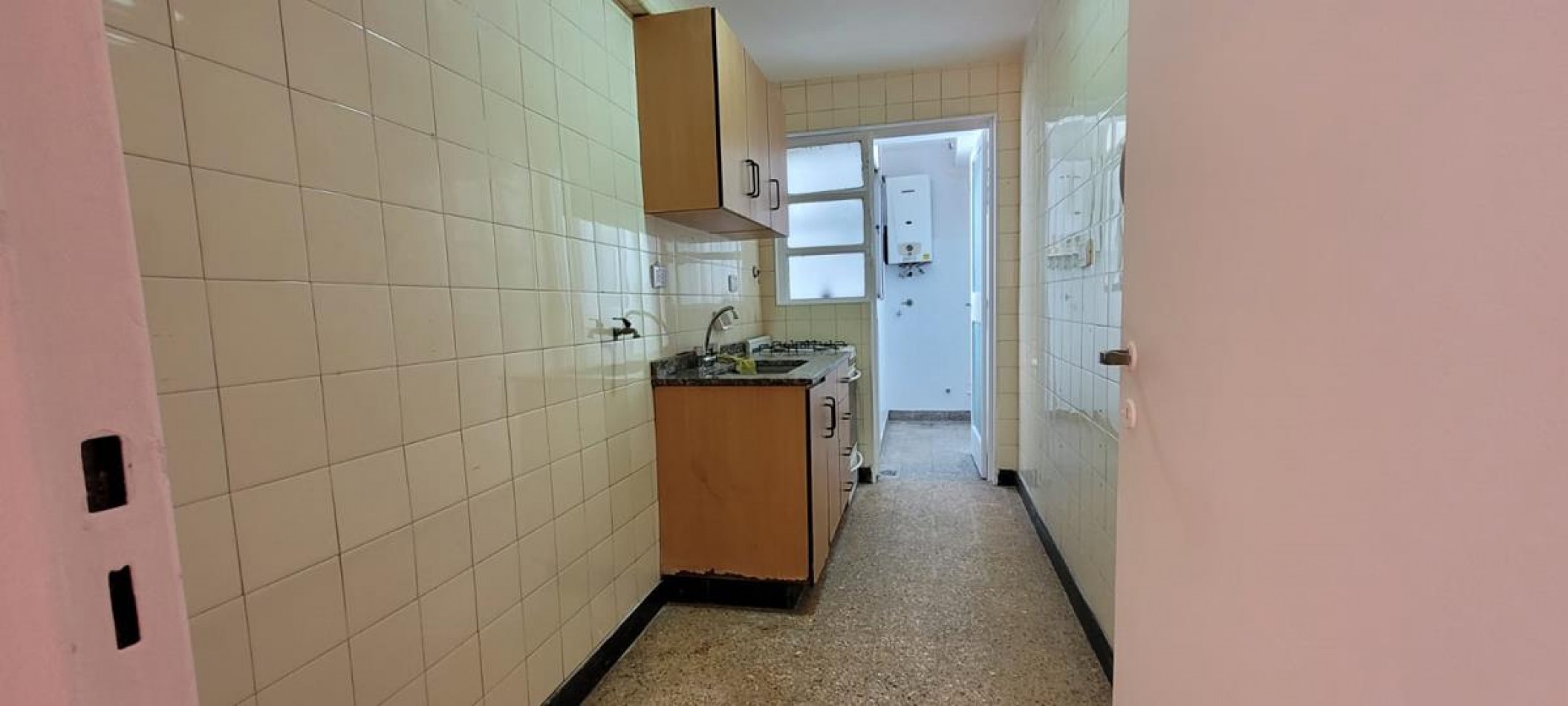 Palermo 2 Ambientes, contrafrente. Muy luminoso. A 1 cuadra Av. Santa Fe y Av. Scalabrini Ortiz.