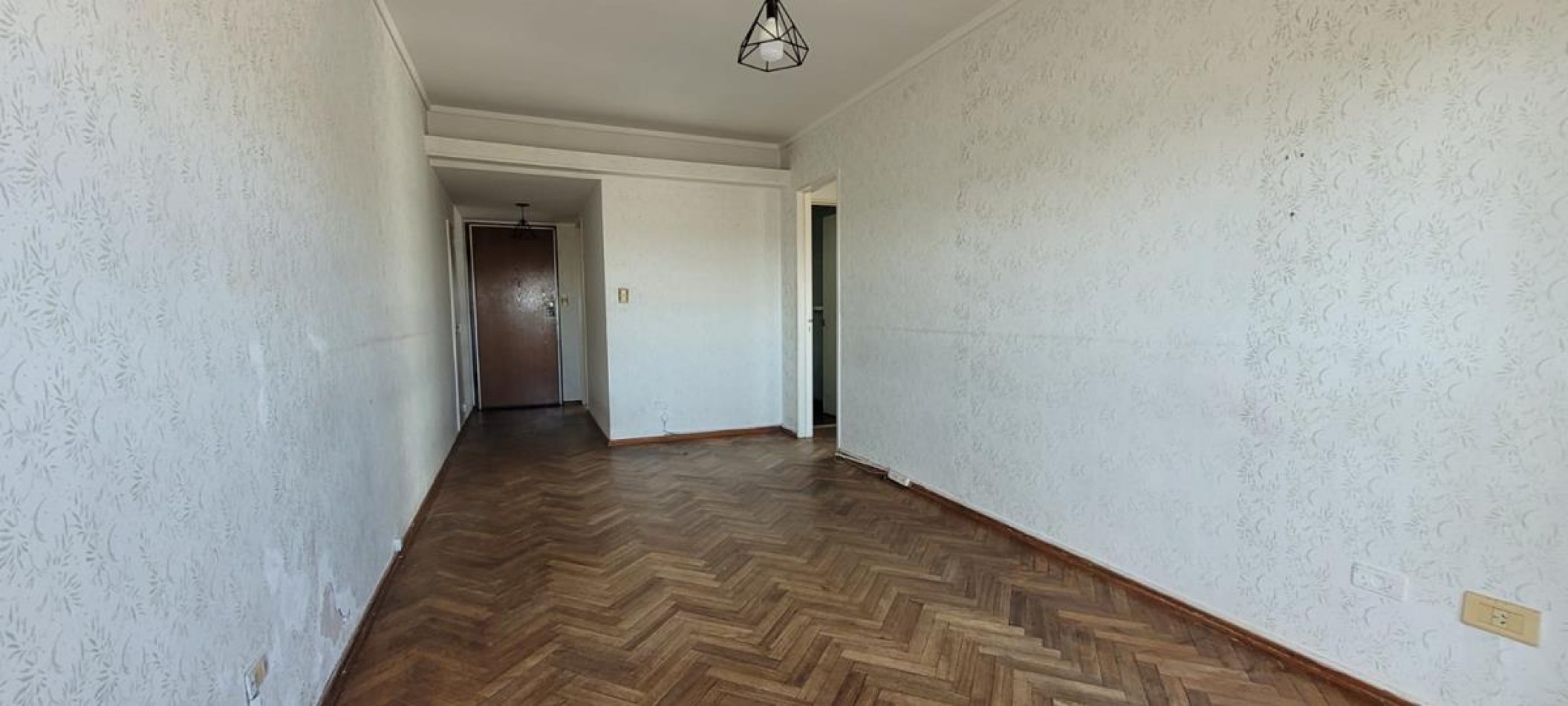 PALERMO, Depto. 3 Amb. al frente, 60 mt2.MUY BUENA UBICACION.  Av. Santa Fe y Av. R. S. Ortiz. CON COCHERA. EXCELENTE OPORTUNIDAD.