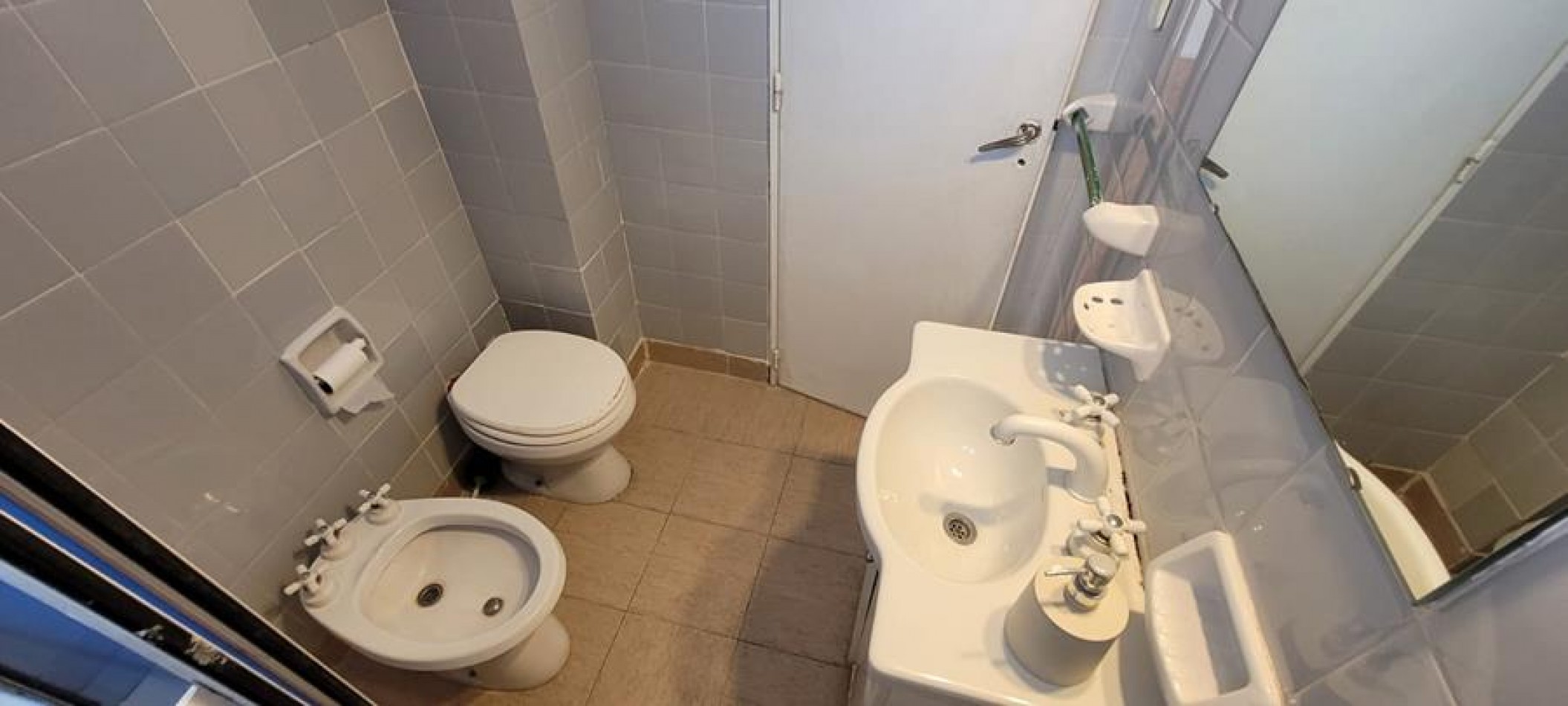 Palermo, 2 Ambientes. Contrafrente balcon frances. MUY LUMINOSO, excelene ubicacion a 1 cuadra Av. Santa Fe, zona Jardin botanico 