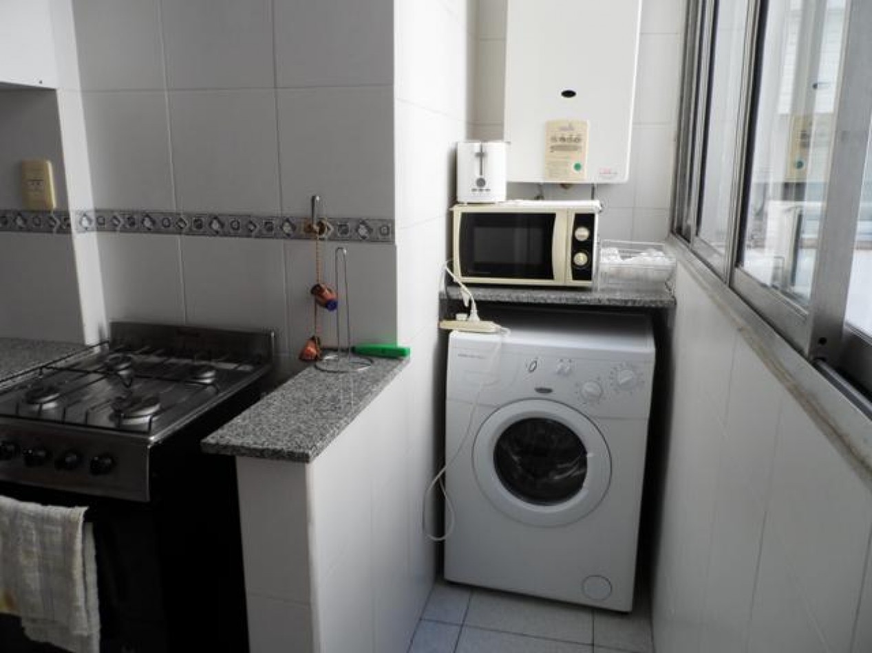 Palermo 3 Ambientes, con balcon y dependencias. FRENTE. MUY BUENA UBICACION. Luminoso