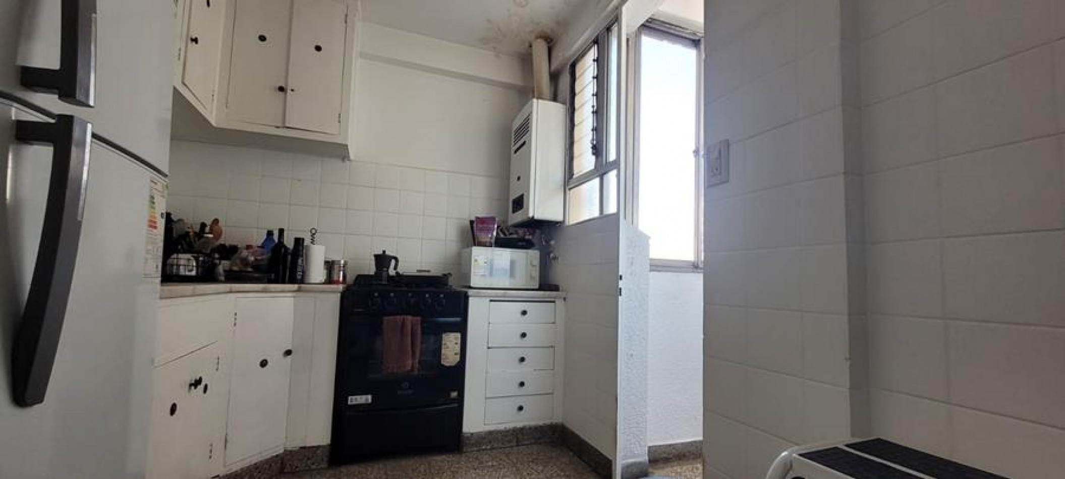 3 Ambientes, interno. LUMINOSO. EXCELENTE ESTADO, Muy buena ubiacion sobre Av. Scalabrini Ortiz, a 1 cuadra Av. Santa Fe