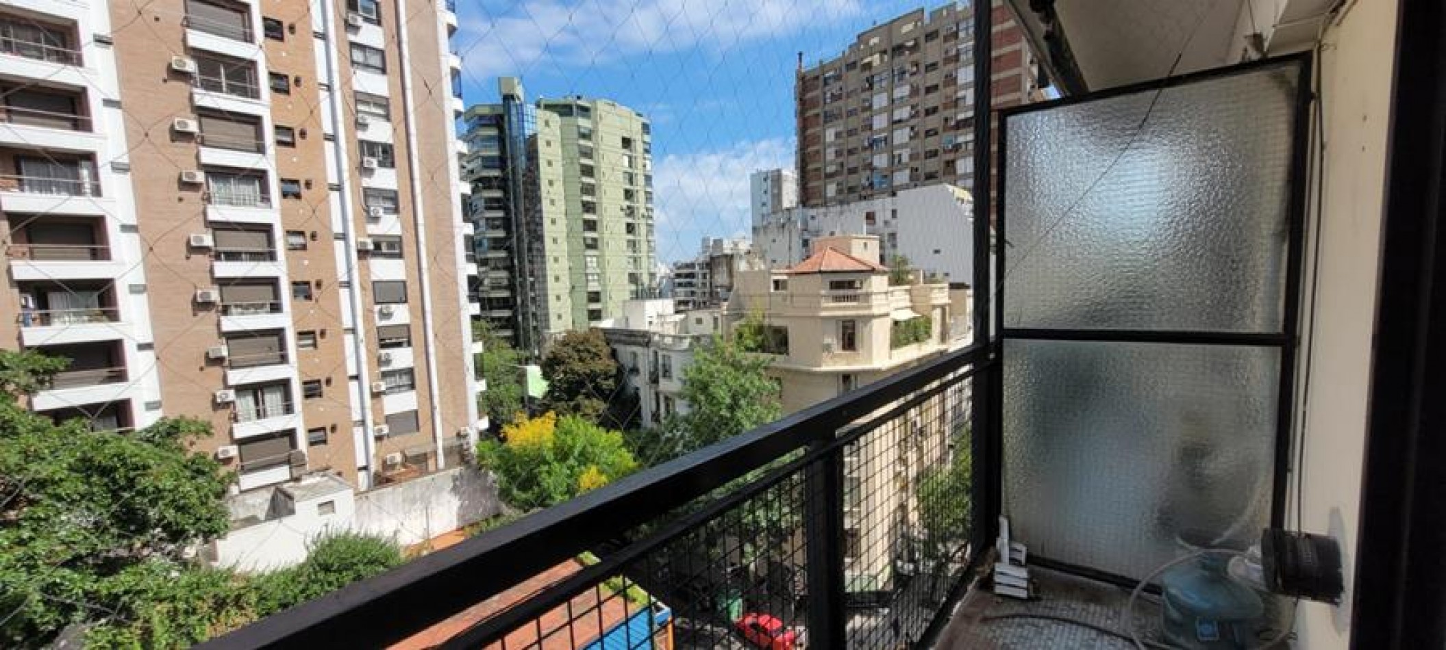 Palermo, 2 Ambientes FRENTE con balcon. MUY LUMINOSO. Muy buena ubicacion a 1 cuadra Av. Santa Fe , jardin Botanico 