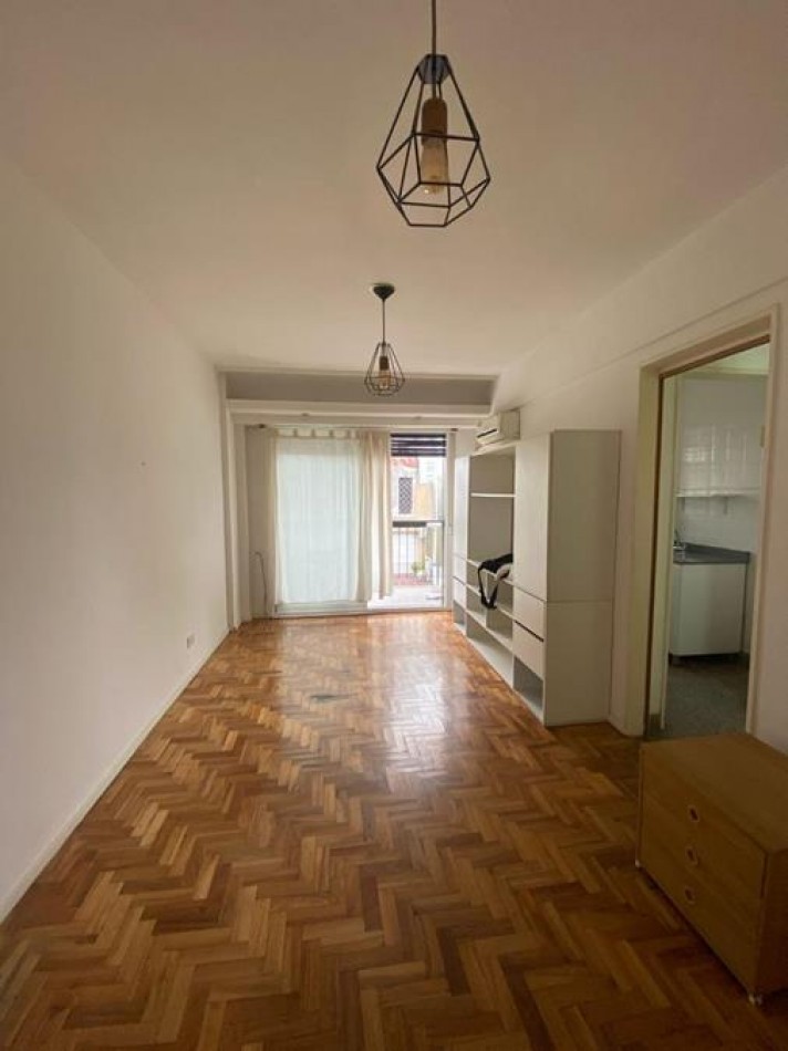 Palermo, 1 ambiente, FRENTE. Muy luminoso, con balcon, zona Sanatorio Guemes, Universidad UTN, Palermo