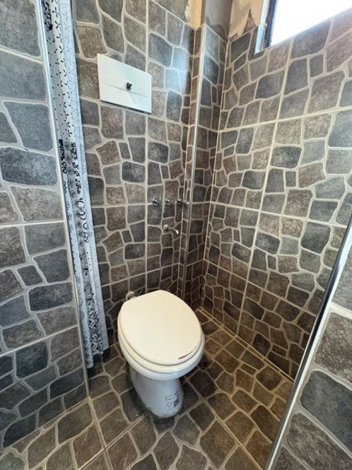 Palermo, 4 Ambientes Cotrafrente. MUY LUMINOSO. Muy buena ubicacion sobre Av. S. Ortiz, a 1 cuadra plaza Armenia