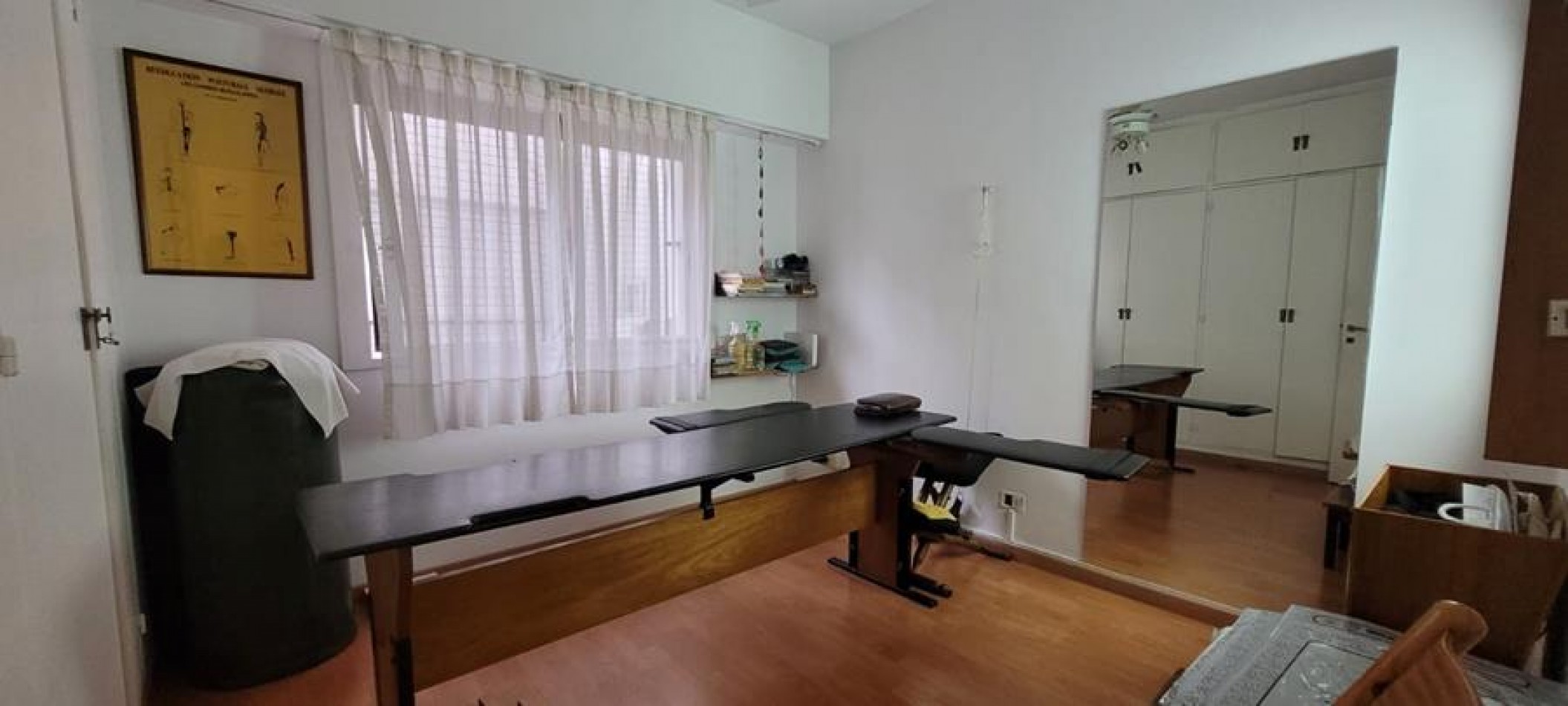 Palermo 3 Ambientes con dependencia servicio, contrafrente. LUMINOSO. Muy buena ubicacion sobre Av. S Fe esquina Av. S. Ortiz. APTO PROFESIONAL