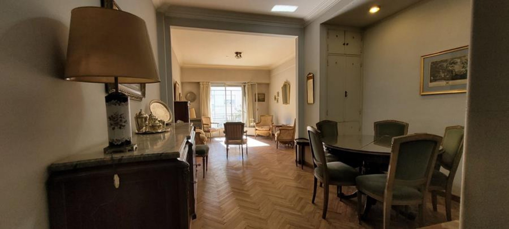 Palermo 4 Ambientes al Frente, con balcon. MUY LUMINOSO. Muy buena ubicacion a 2 cuadras Alto Palermo, a 1 cuadra estacion subte linea D y 2 cuadras plaza Guadalupe.