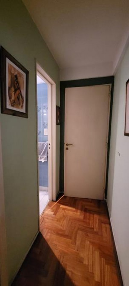 Palermo, 2 Ambienters al Frente con importante balcon corrido.Impecable estado.  Excelente ubicacion a mts Av. Santa Fe.