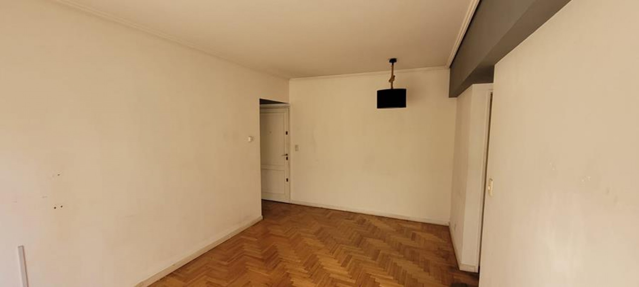 Palermo, 2 Ambiente, LATERAL. Balcon corrido. Excelente ubicacion. MUY LUMINOSO. A mts plaza Guadalupe.