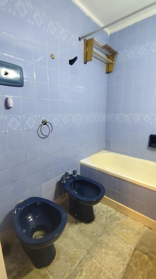 Almagro, 1 Ambiente Contrafrente, zona Hospital Italiano. Impecable