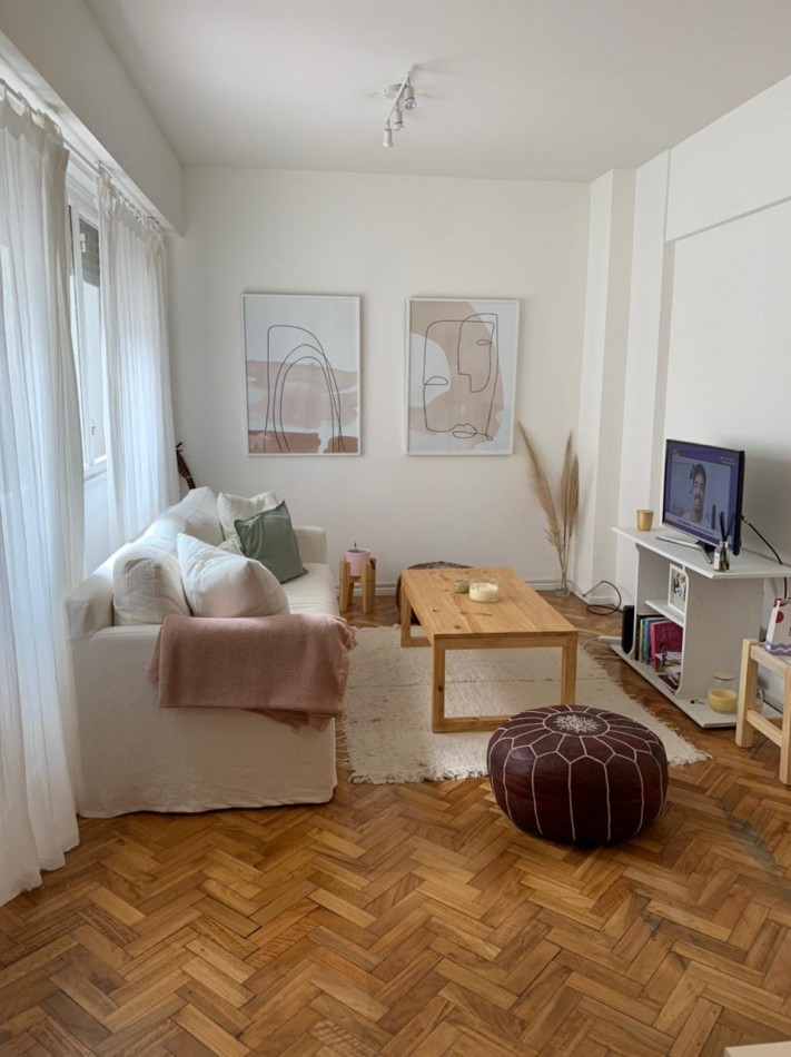 Belgrano, 2 Ambientes, interno. Muy buena ubicacion Estacion J. Hernandez, linea D. Excelente. Apto Profesional