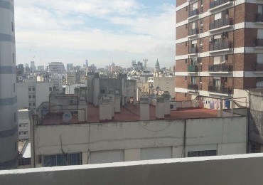 Once, 2 Ambientes, con cochera fija, contrafrente con balcon. MUY LUMINOSO. A mts. Av. Corrientes. Subte B - H. APTO PROFESIONAL